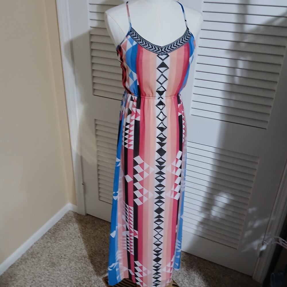 Heart Soul spaghetti strap maxi dress with coral and blue geometric designd sz S